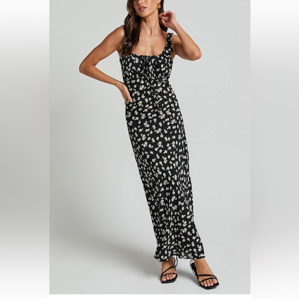 NWT Black Floral Midi Dress